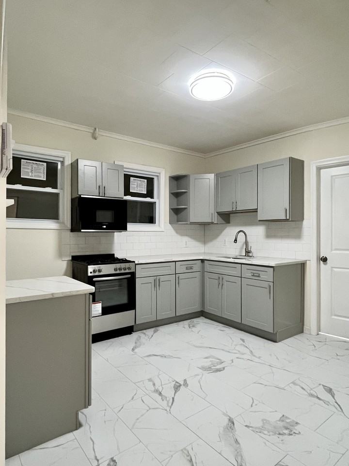 364 River Dr #4 - Photo 3 of 13