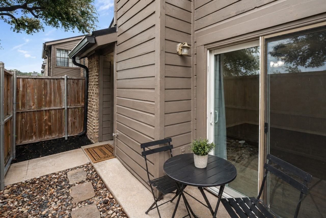 333 Melrose Dr #22D - Photo 2 of 30