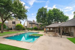 333 Melrose Dr #22D - Photo 1 of 1