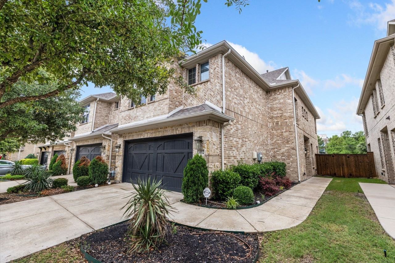 3012 Galveston St - Photo 2 of 21