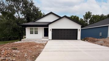 featured image of 2608 Central St