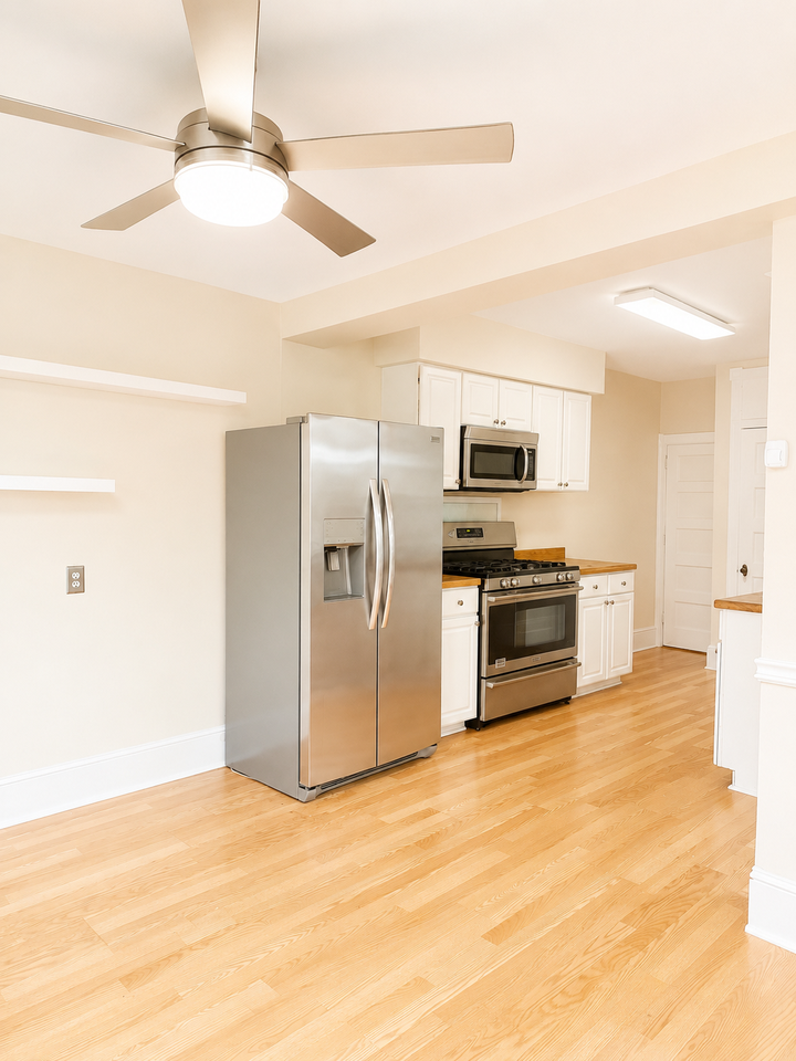 104 W 35th St - Photo 5 of 12