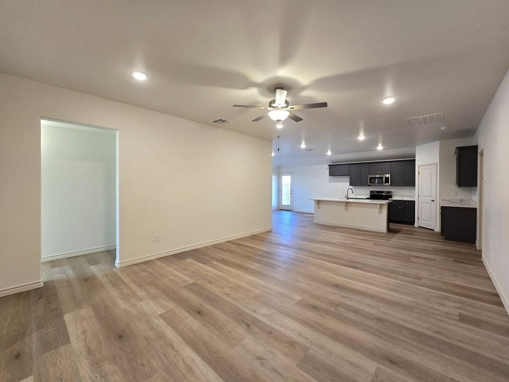 1317 Hogback Way - Photo 3 of 23