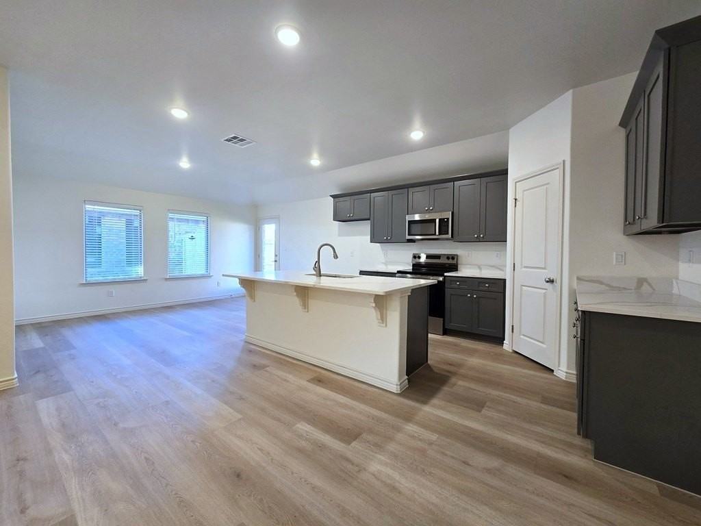 1317 Hogback Way - Photo 7 of 23