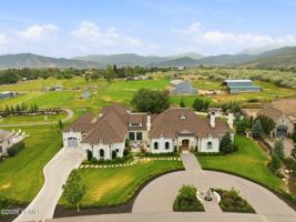 featured image of 71 W Farm Springs Ln