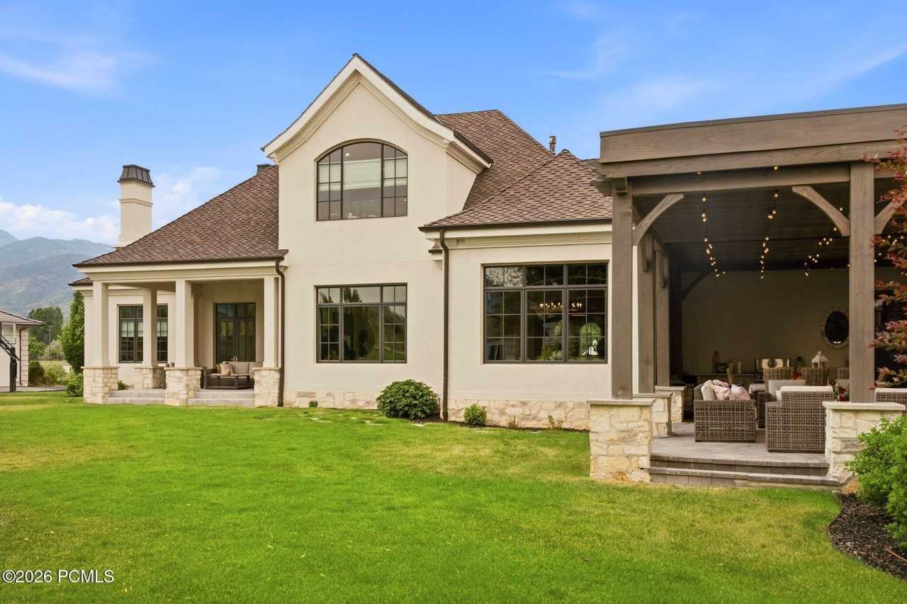 71 W Farm Springs Ln - Photo 4 of 50