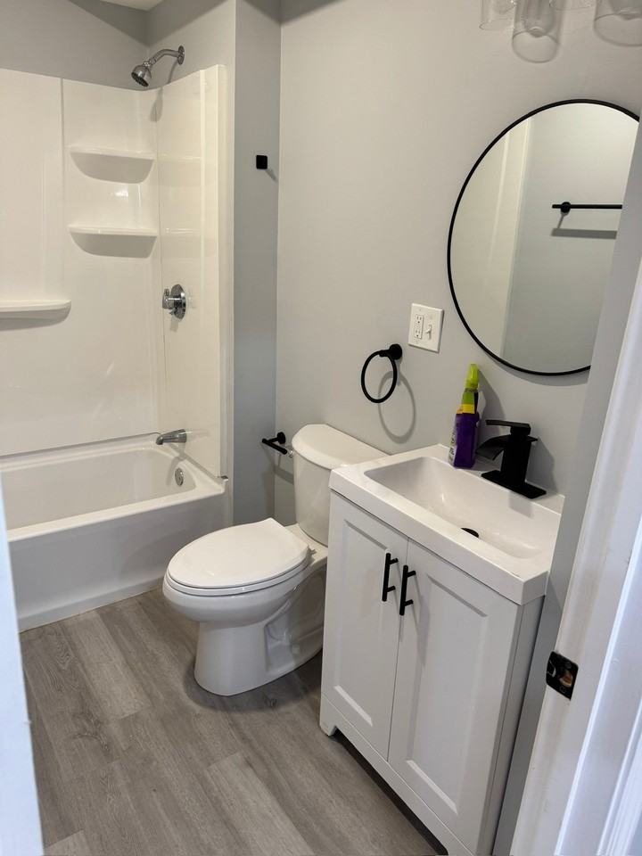 1239 Social St #2 - Photo 4 of 22