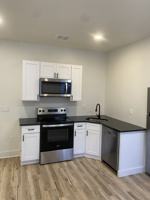 featured image of 11 E Walnut St #1