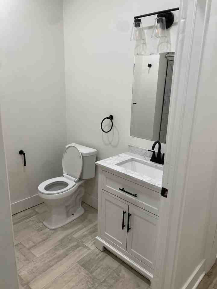 11 E Walnut St #1 - Photo 3 of 14