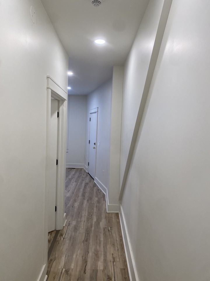 11 E Walnut St #1 - Photo 7 of 14