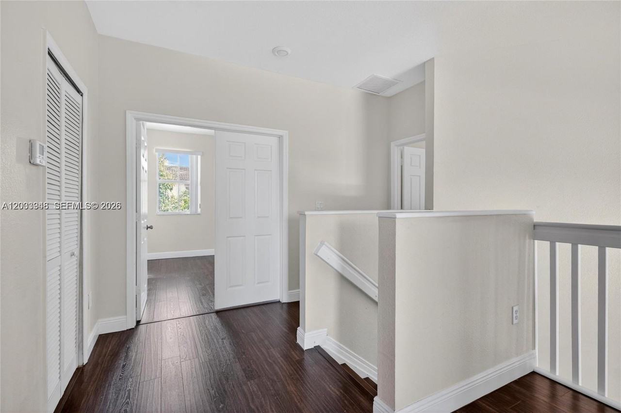 11070 Sw 243rd Ln - Photo 7 of 49