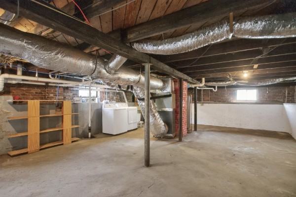 903 Berry St - Photo 5 of 16