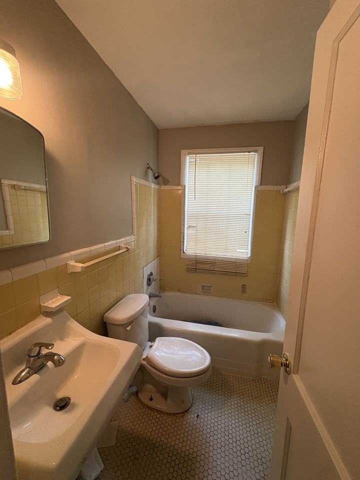 2911 Althea St - Photo 6 of 7