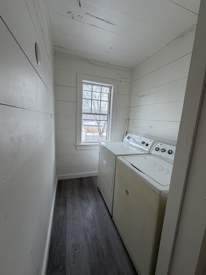 78 Central Street. Brattleboro Vermont - Photo 7 of 14