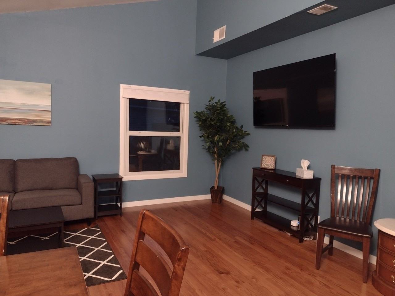 1633 Golfview Rd - Photo 6 of 17