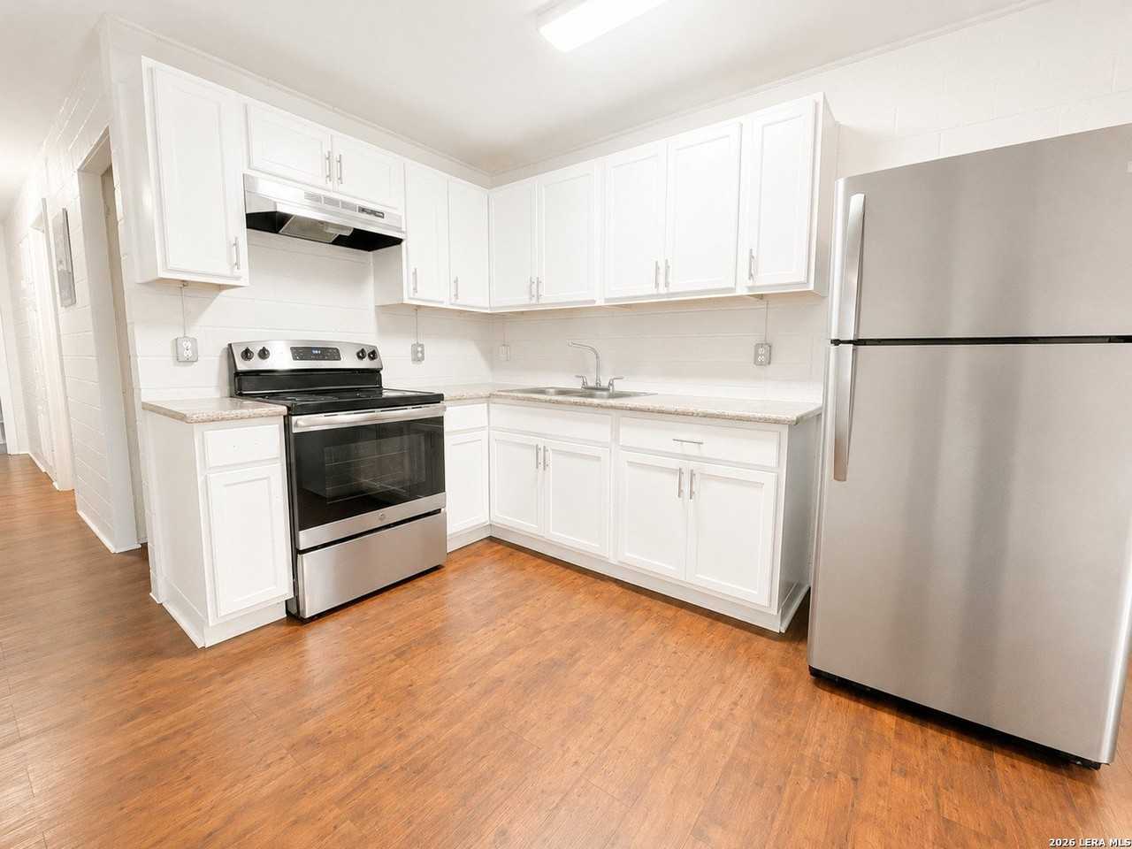 1536 W Hollywood Ave #1538 - Photo 5 of 14