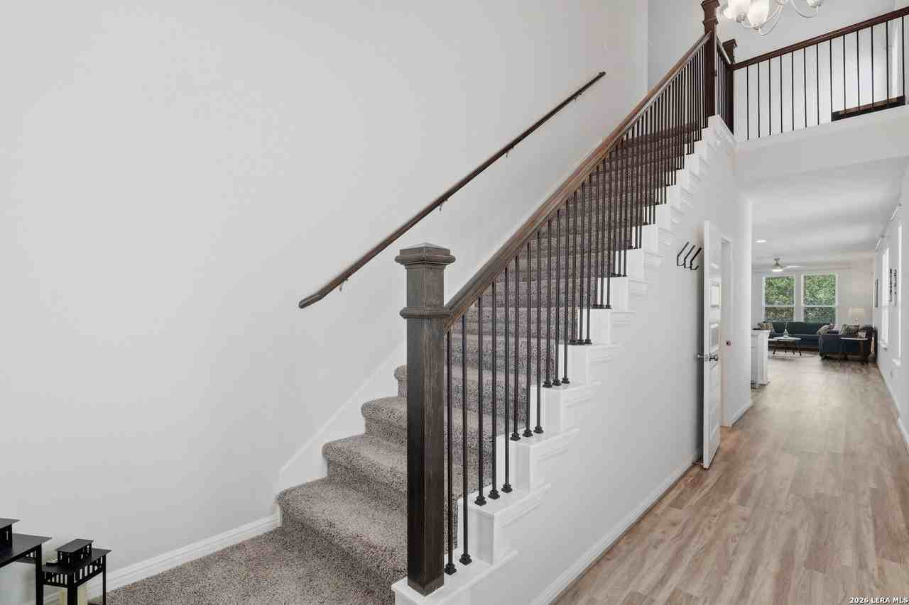 15055 Summer Lynn Pl - Photo 3 of 32