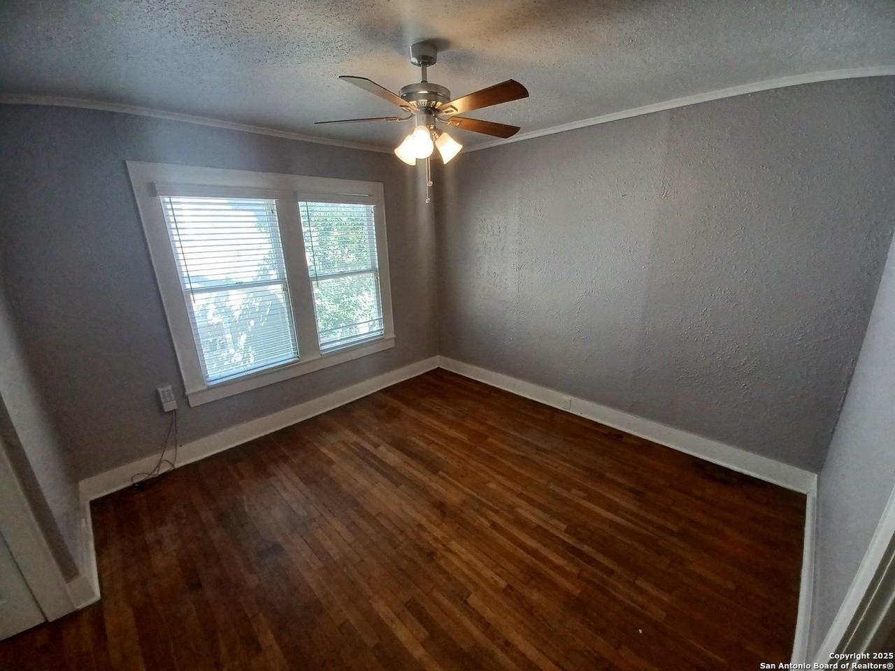 214 Funston Pl #3 - Photo 5 of 17