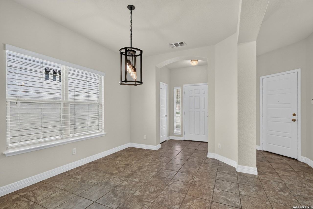 8726 Atwater Crk - Photo 6 of 43
