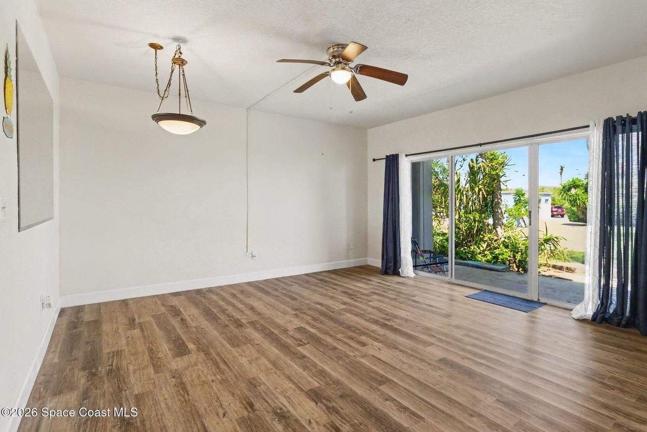 55 Sea Park Blvd #606 - Photo 5 of 14