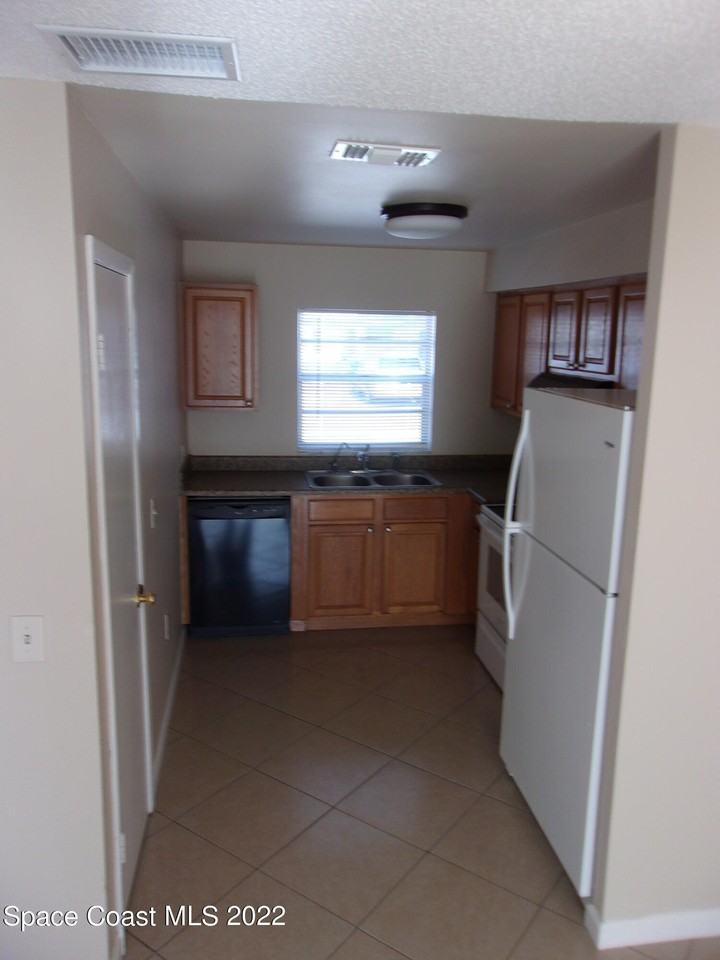 1514 Clearlake Rd #85 - Photo 5 of 17