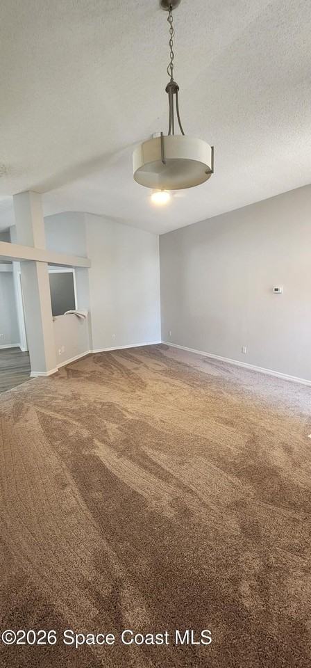 8043 Bracken Ln - Photo 4 of 30