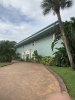 featured image of 220 Columbia Dr #33