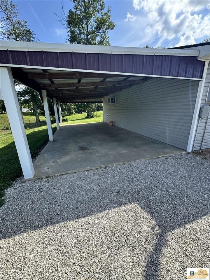 8982 N Dixie Hwy - Photo 2 of 8