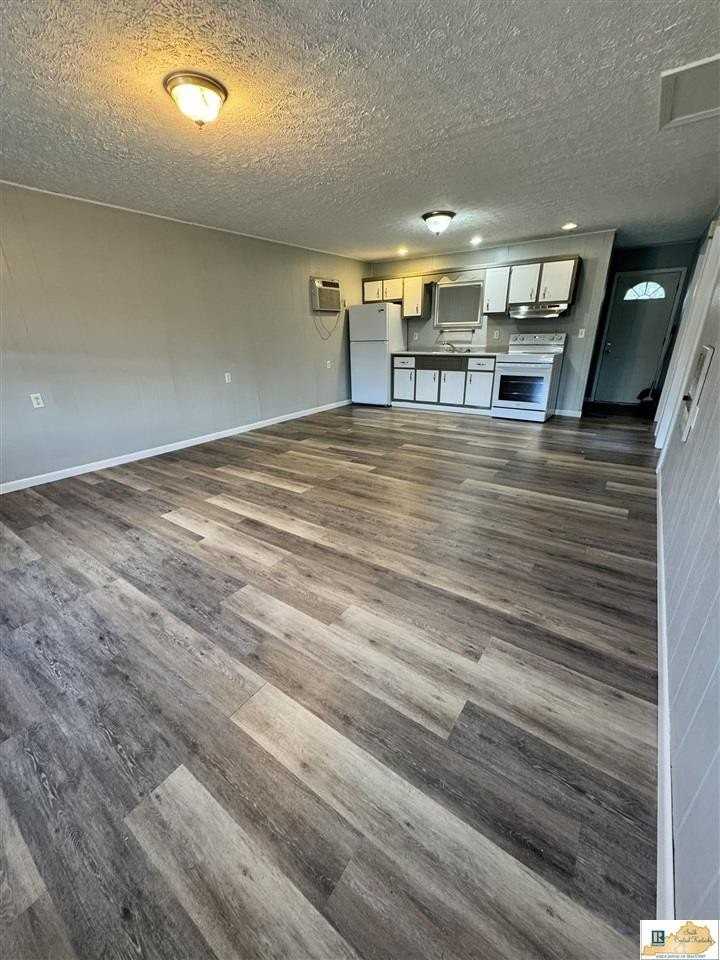 8982 N Dixie Hwy - Photo 4 of 8