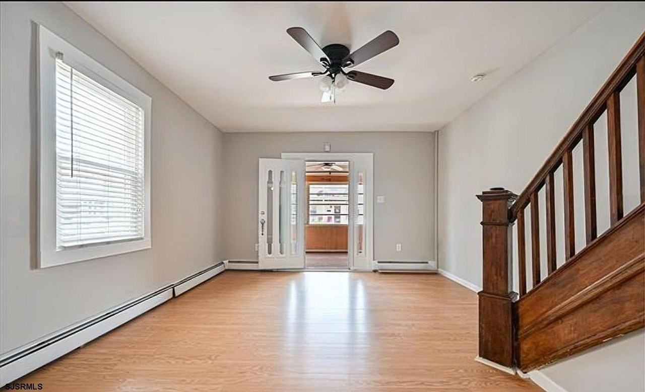 126 N Harvard Ave - Photo 5 of 20