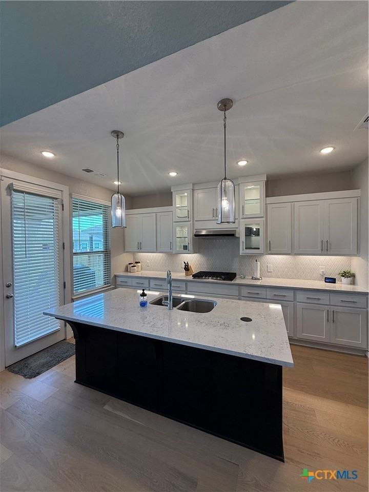 1768 Heritage Maples - Photo 3 of 25