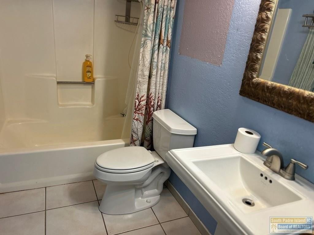 1342 Harbor Island Dr - Photo 7 of 43