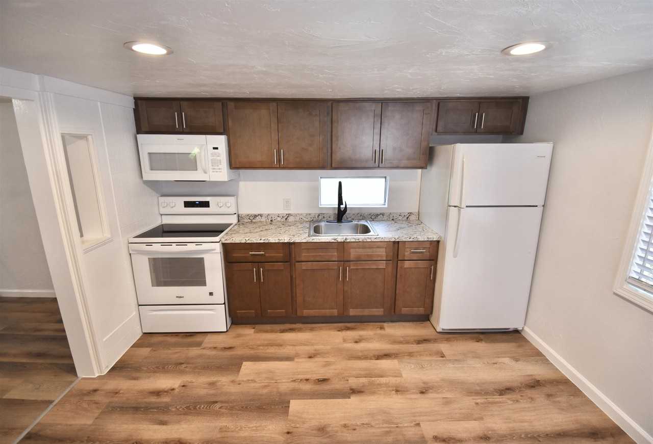 2716 Deep Forest Rd - Photo 5 of 12