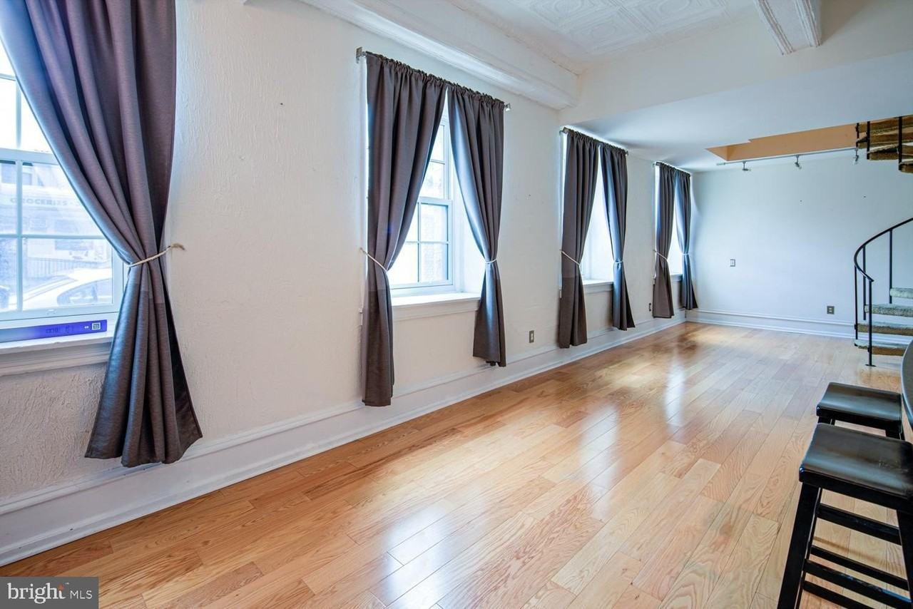 2400 Baynard Blvd #3 - Photo 7 of 16