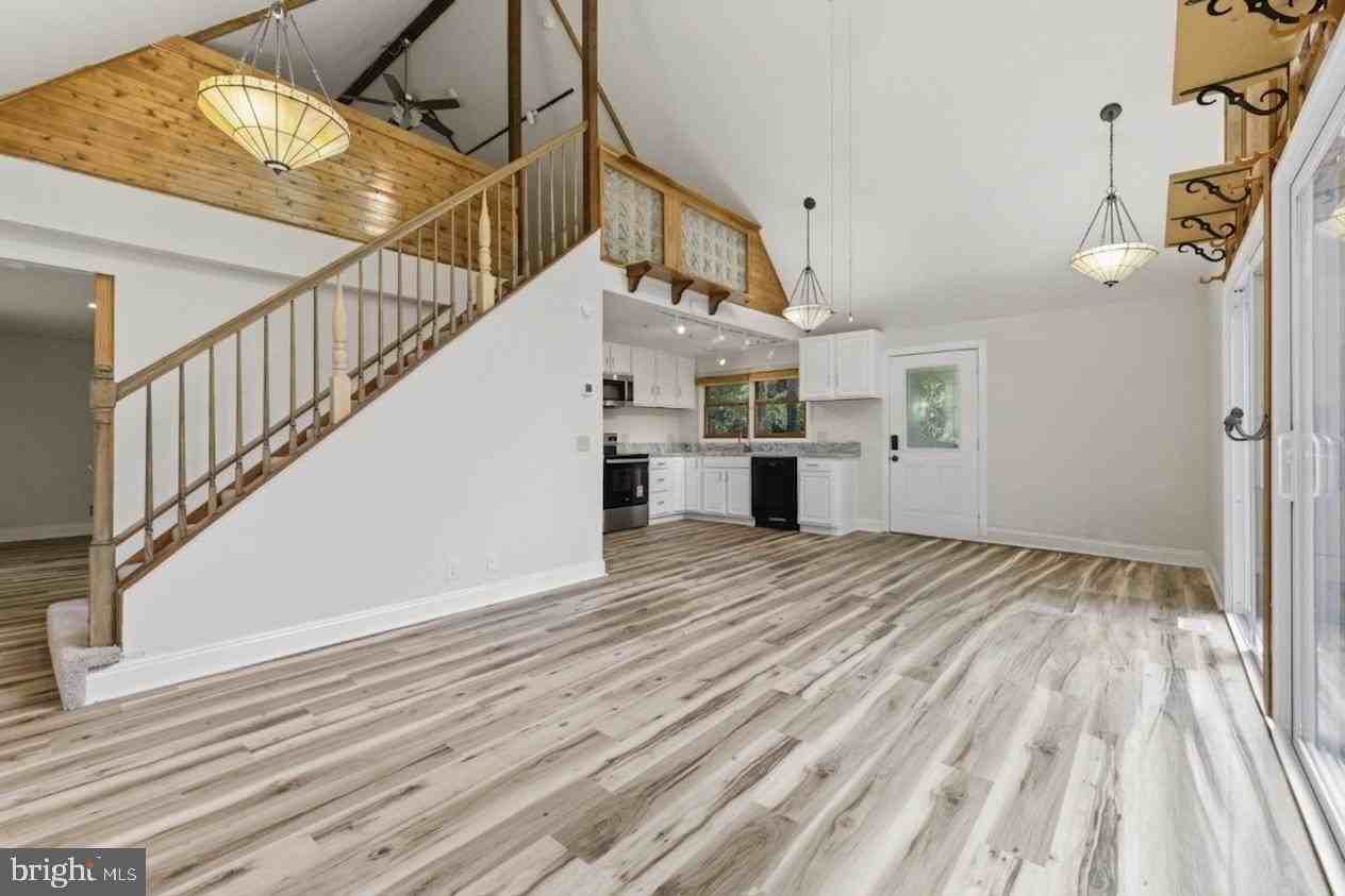 11492 Rawhide Rd - Photo 5 of 20