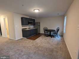featured image of 141 Winslow Pl