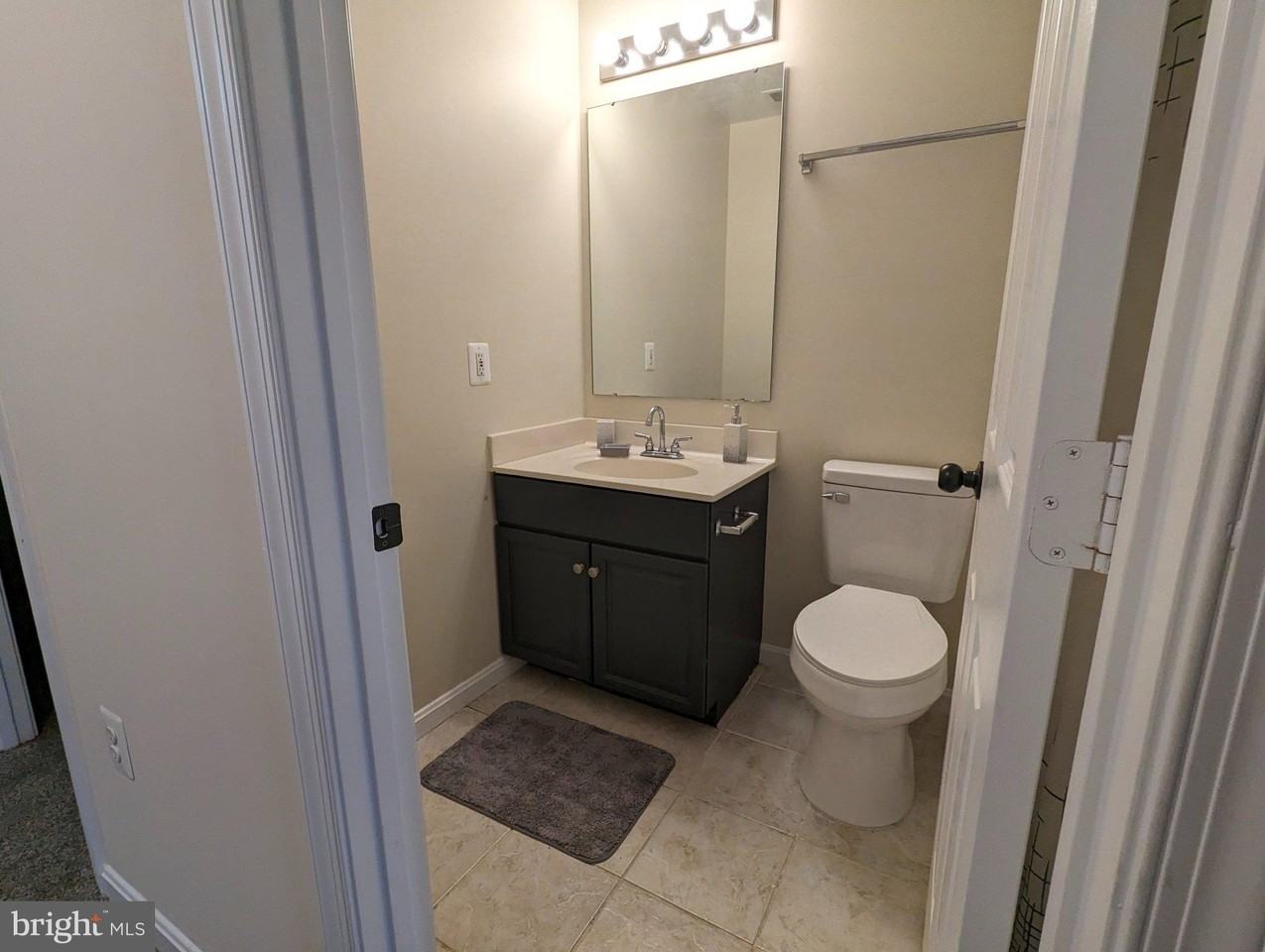 141 Winslow Pl - Photo 6 of 10