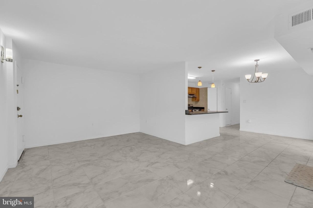 12413 Braxfield Ct #555 - Photo 6 of 20