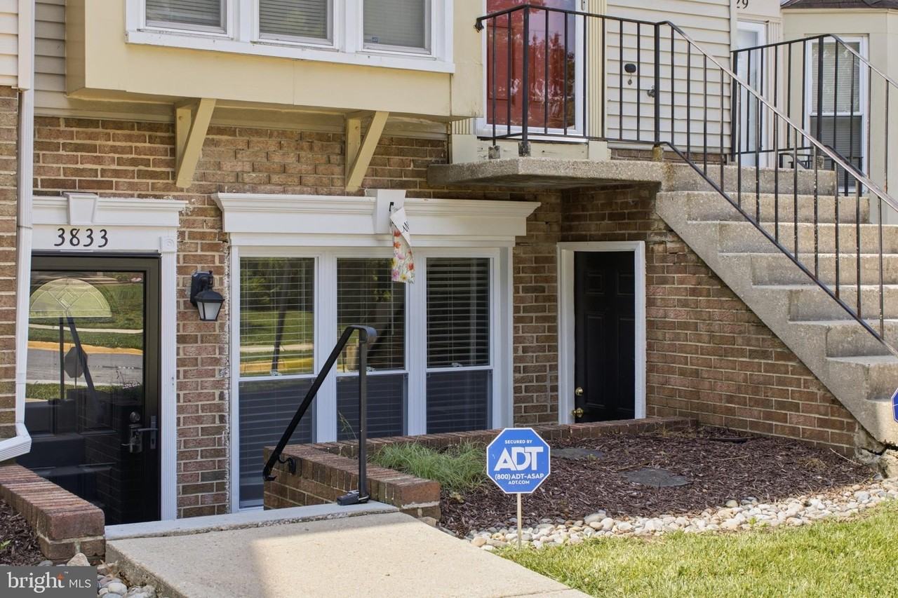 3833 Lansdale Ct #82 - Photo 3 of 27