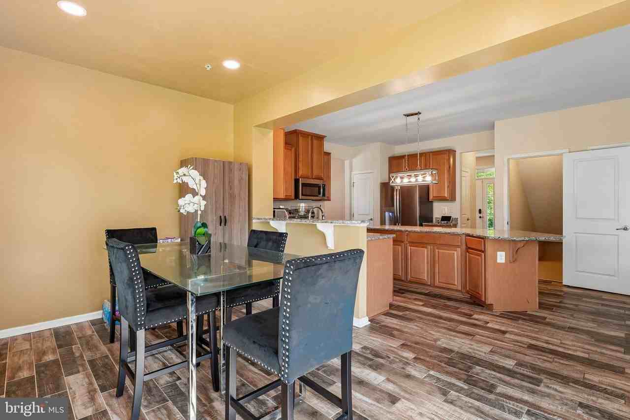 14315 Devinger Pl - Photo 5 of 22