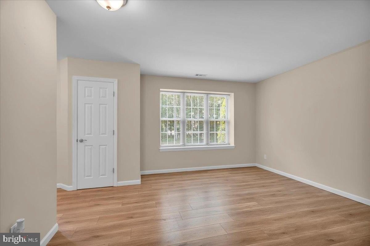 34 Fawnhollow Ct - Photo 7 of 24