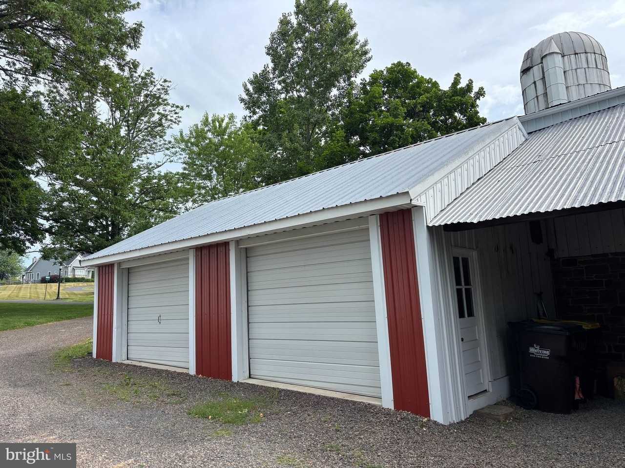 34 Fretz Rd - Photo 3 of 7