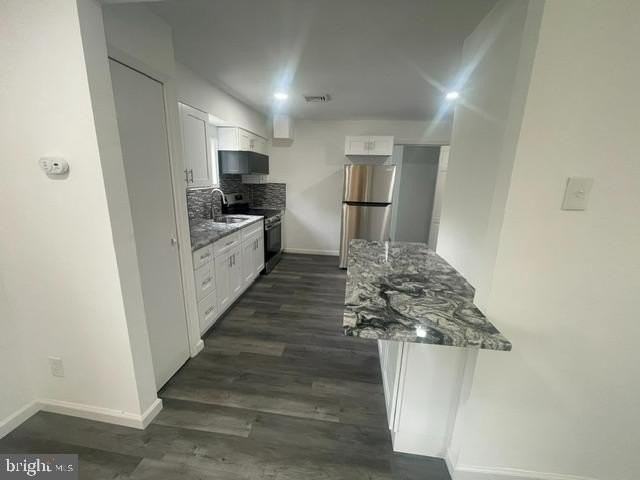2715 Crest Ave - Photo 4 of 15