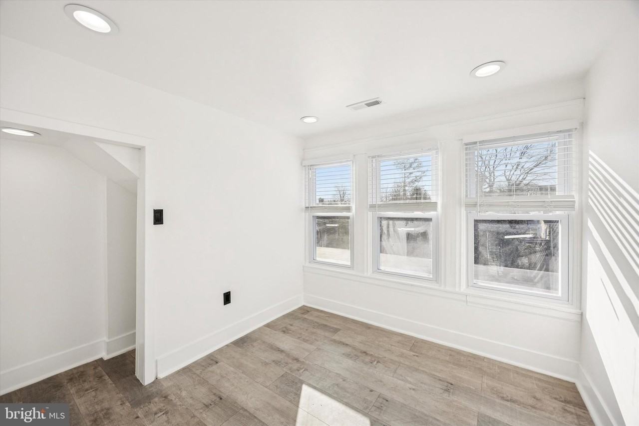 844 W Chester Pike #2 - Photo 6 of 11