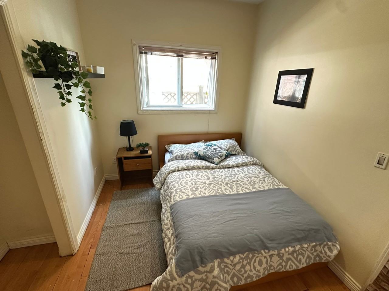2778 East 1st Avenue - Photo 3 of 7