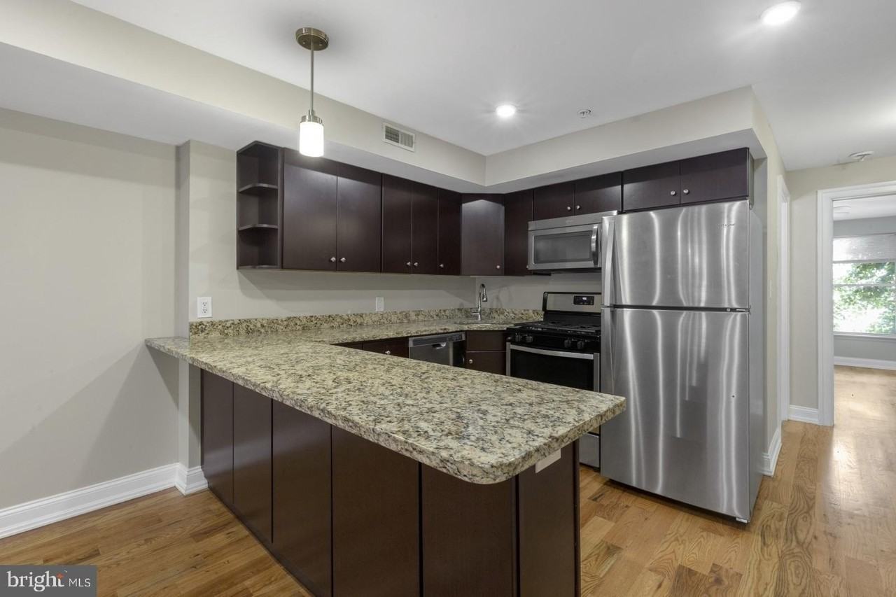 704 Alter St #D - Photo 6 of 27