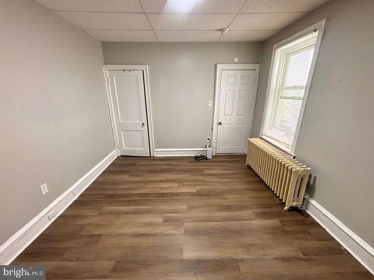223 S 49th St #2F - Photo 6 of 12