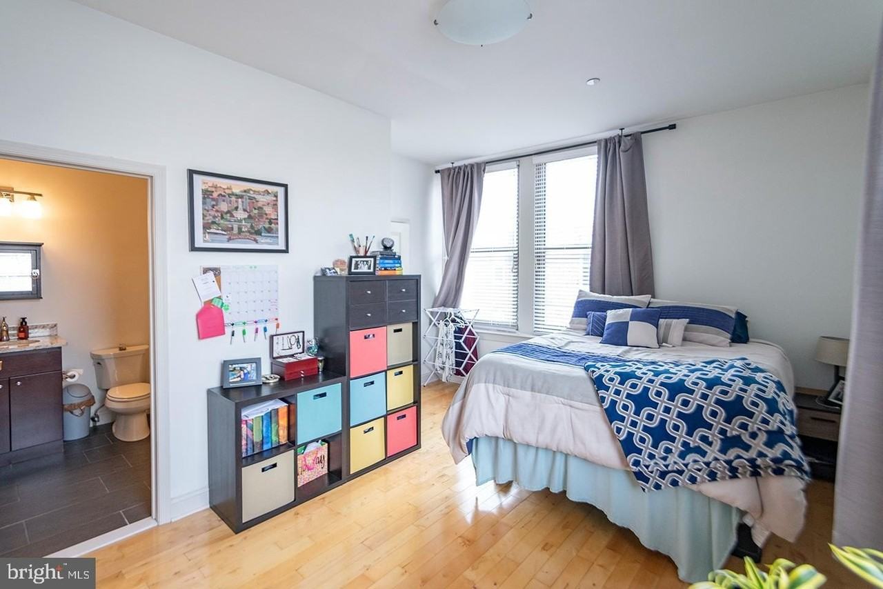 427 Monroe St #402 - Photo 5 of 14