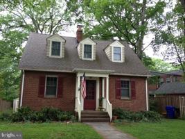 featured image of 232 N Nelson St