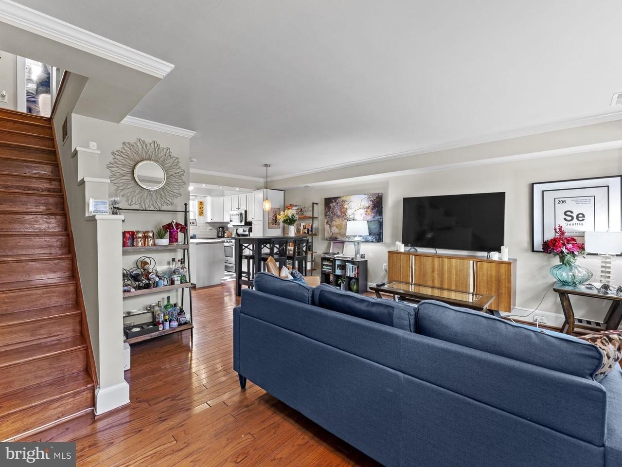3812 Keller Ave - Photo 6 of 42